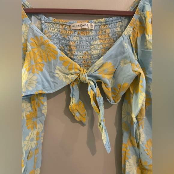 Live To Be Spoiled Green & Blue Floral Cropped Long Sleeve Blouse - Picture 3 of 5